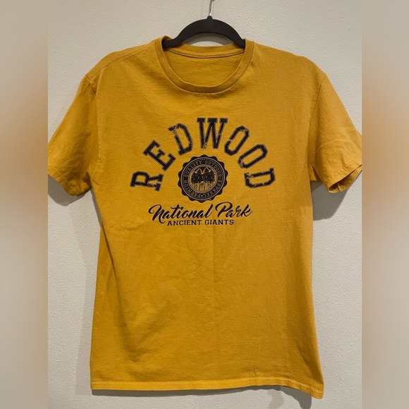 Other - Redwood National Park parks tee-shirt in gold. Size M